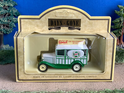 Vintage Days Gone Lledo #7008 1934 Ford Model A Wagon -Collectors Club - England