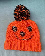 Crochet Beanie Hat Jack-o'-lantern Pumpkin Pom-Pom Orange/Black. Kids small.