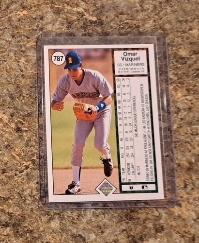(7) Omar Vizquel 1989 Upper Deck Rookie Card RC Topps Donruss Score Fleer HOF? - Picture 3 of 15
