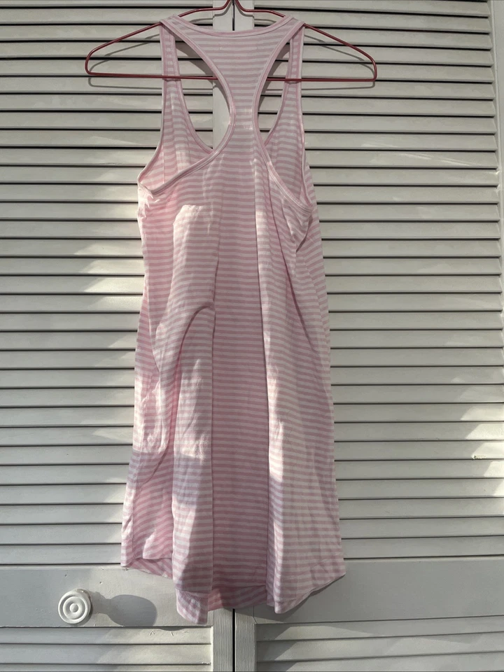 Camiseta sin mangas rosa Victoria's Secret ropa deportiva gimnasio espalda deportiva pequeña para mujer Foto 4 de 4