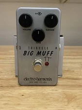 Electro-Harmonix Bigmuff Triangle Guitar Effects Pedal In Mint Condition