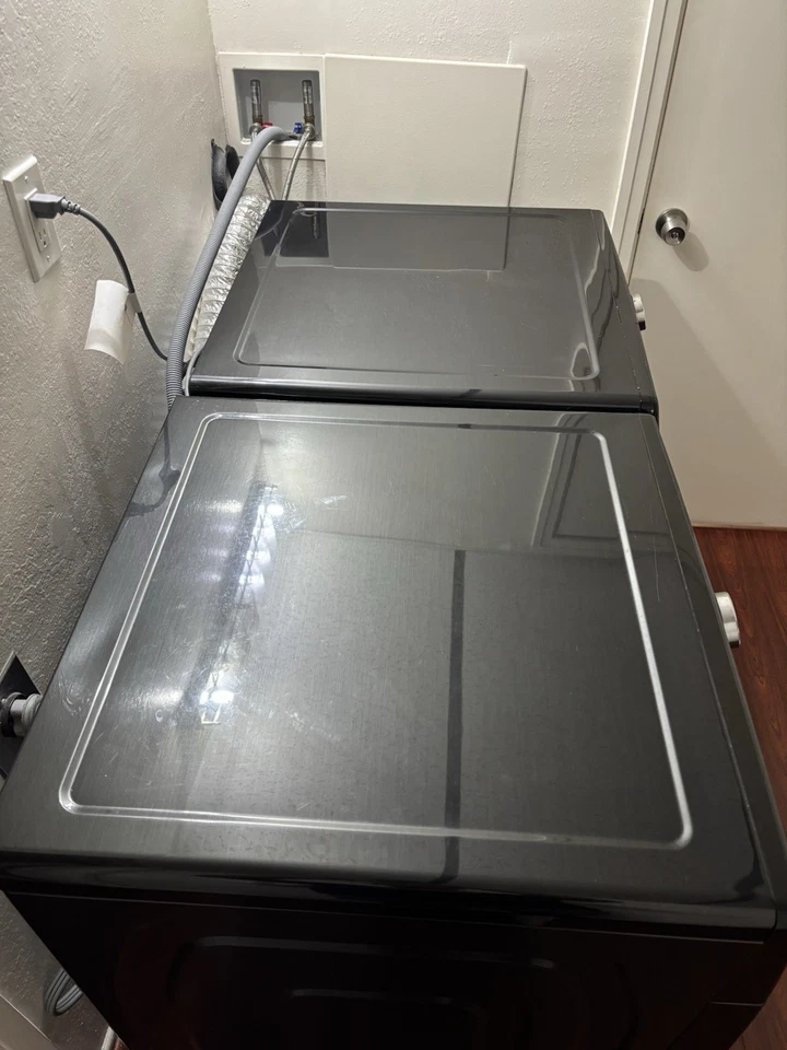 Samsung Front Load Washer & Dryer Set – Black – Great Condition – Local Pickup - Image 3 of 4