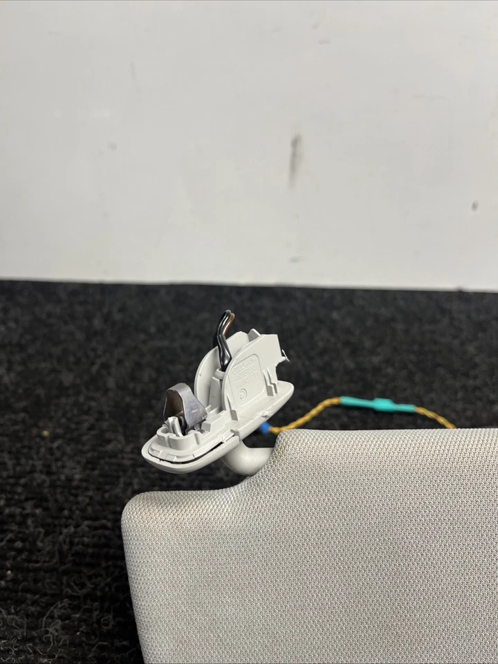 ☑️ AUDI A6 2012-2017 - Parasol derecho / Espejo OEM 4G0857552A Foto 4 de 4