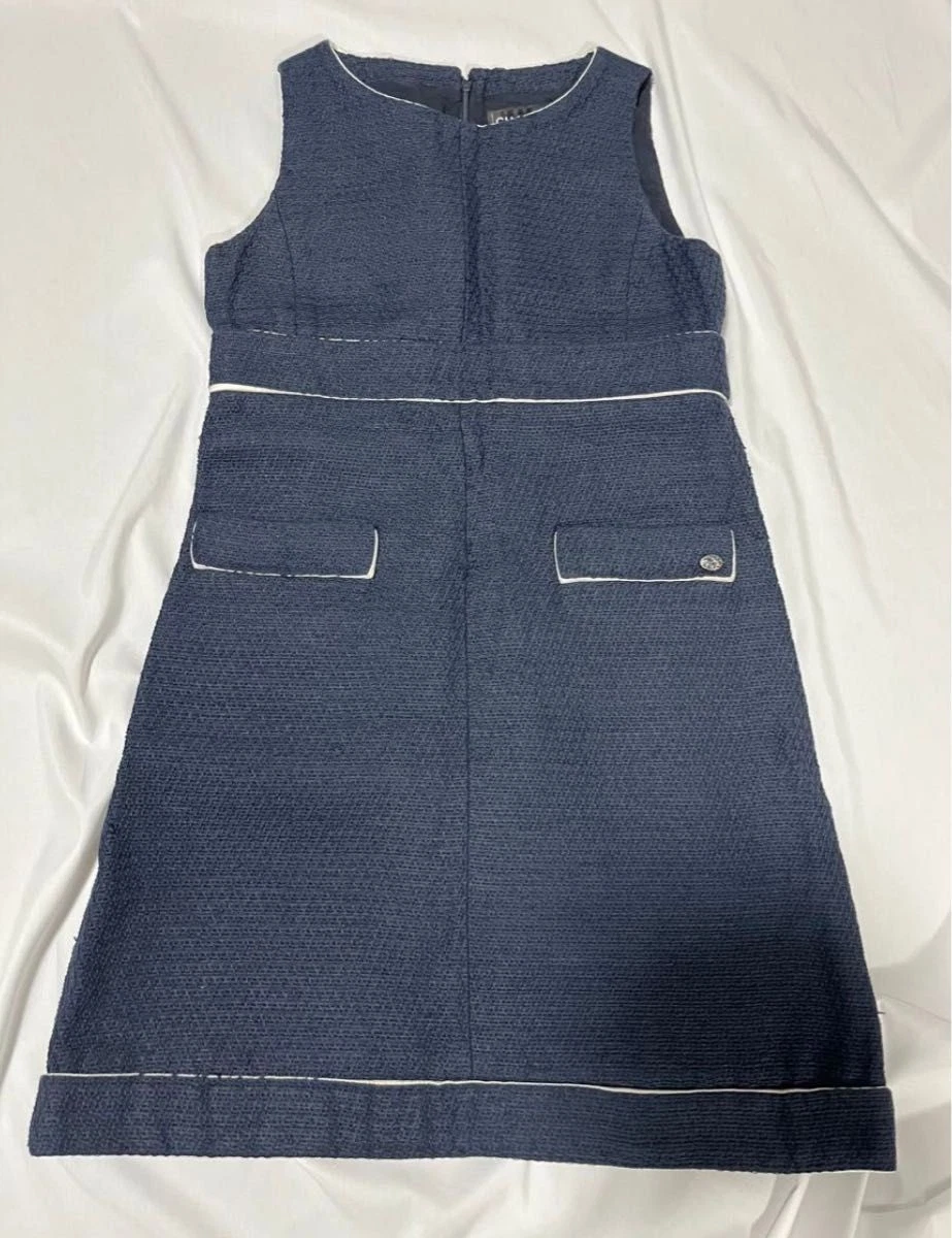 Chanel — CHANEL Tweed Dress 40 Navy CC Logo Button Sleeveless Silk Blend SR1952