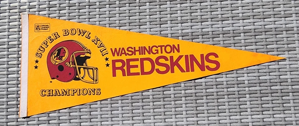 NFL Washington Redskins NFC Champions Super Bowl XVII, XXVI, XXII, XVII Pennant - Image 2 of 4