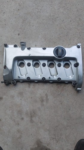 Orginal Audi VW A4 B6 B7 VW Passat 3B 2,0 Zylinderkopfhaube Ventildeckel
