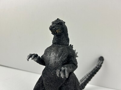 GODZILLA 8.25