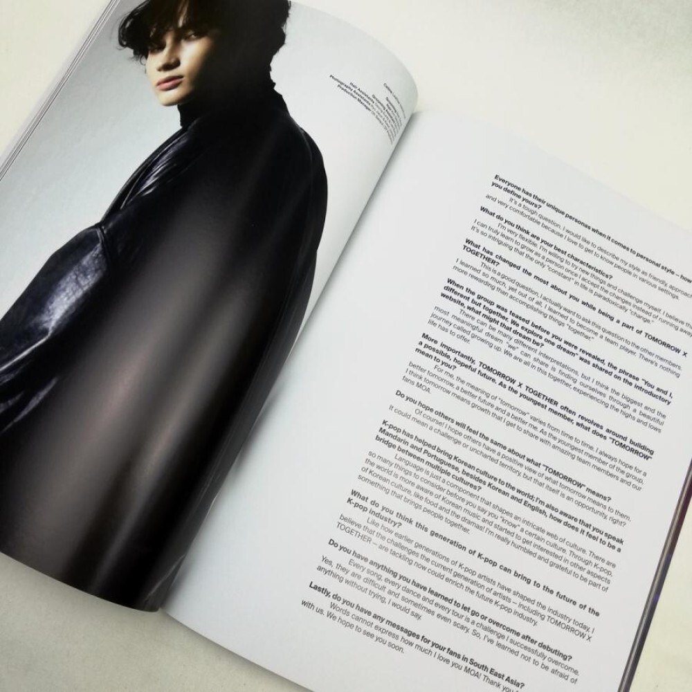TXT HUENING KAI English Magazine MEN'S FOLIO January 2023