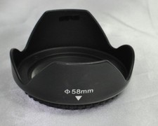 58mm Plastic Lens Hood Screw in Type Petal Shaped for zoom