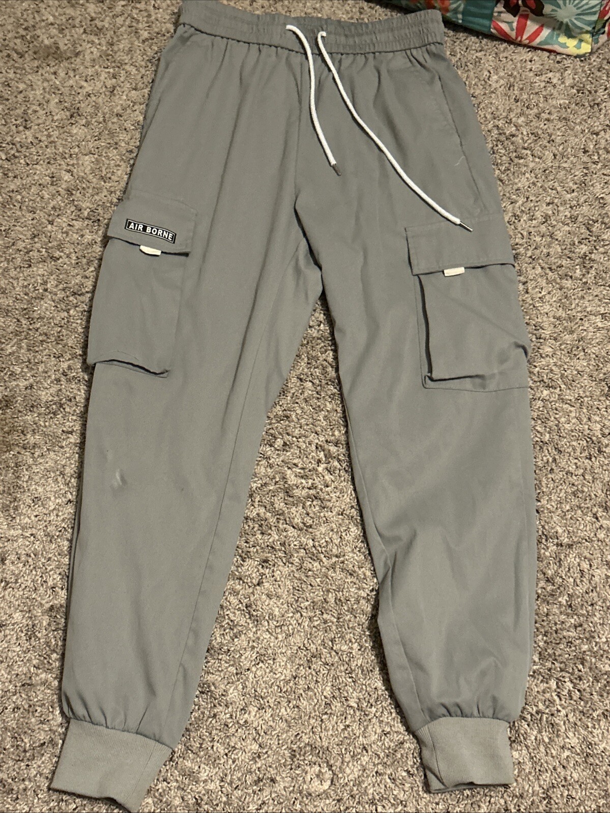 Men's Medium Grey Cargo Pants - Durable & Stylish