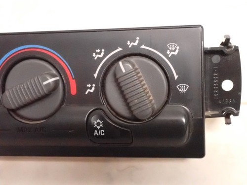 99 00 01 02 Chevy Suburban Tahoe Silverado GMC Yukon Climate AC Control 15054698 - Picture 4 of 6