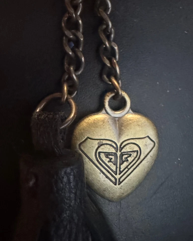 Roxy Bags Monedero Etiqueta Equipaje - Borla Cuero - Muy Buen Estado Foto 3 de 4