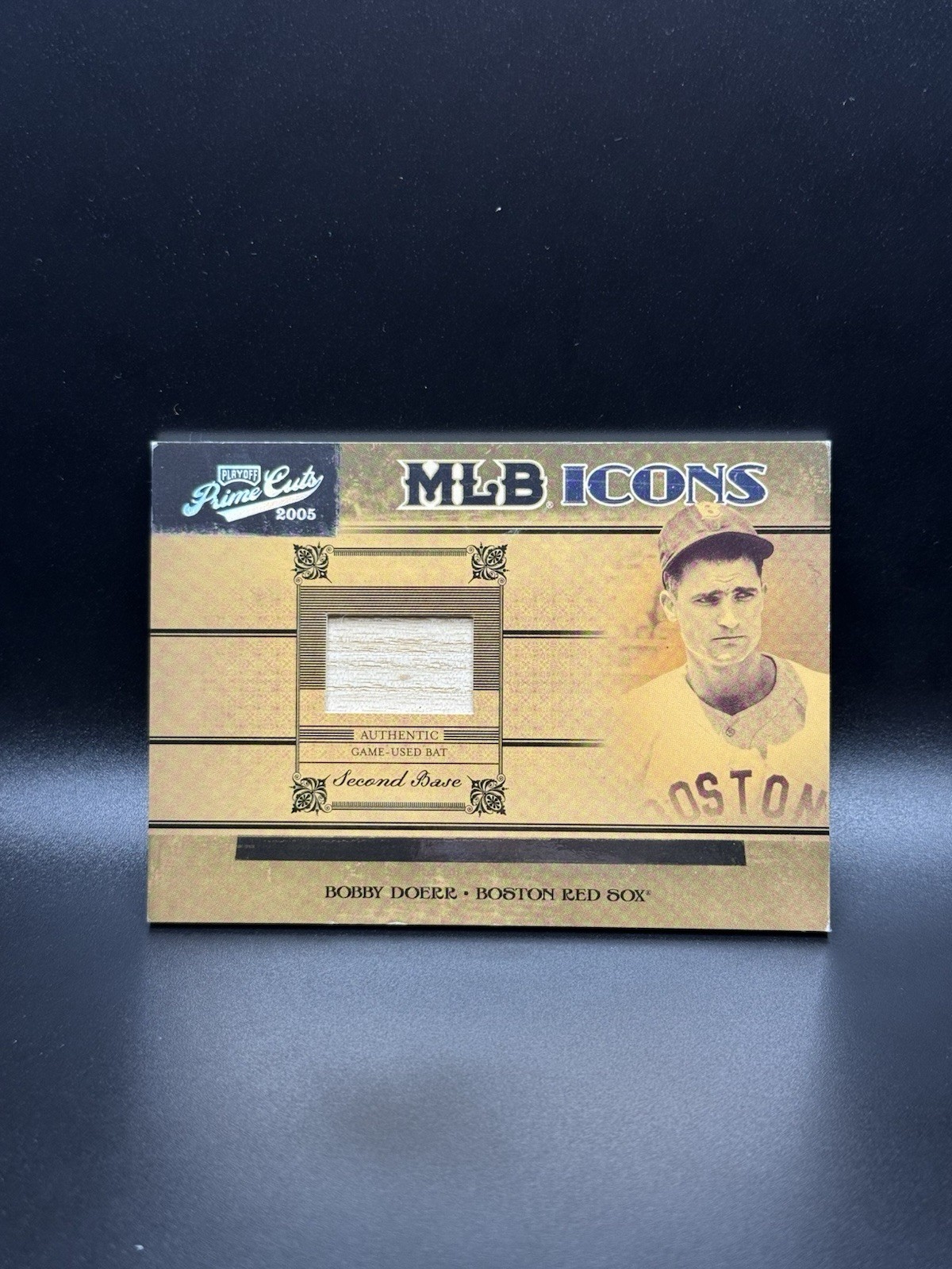 2005 Playoff Prime Cuts - Mlb Icons Bobby Doerr #MLB-6 Bats /50 (MEM)