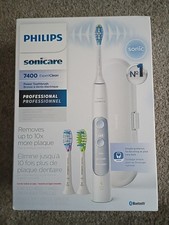 Philips Sonicare 7400 Expert Clean Power Toot...