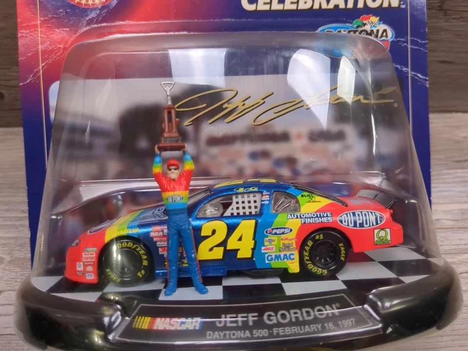 Jeff Gordon Nascar Victory Celebration Winner's Circle Daytona 500 Diecast - Image 2 of 4