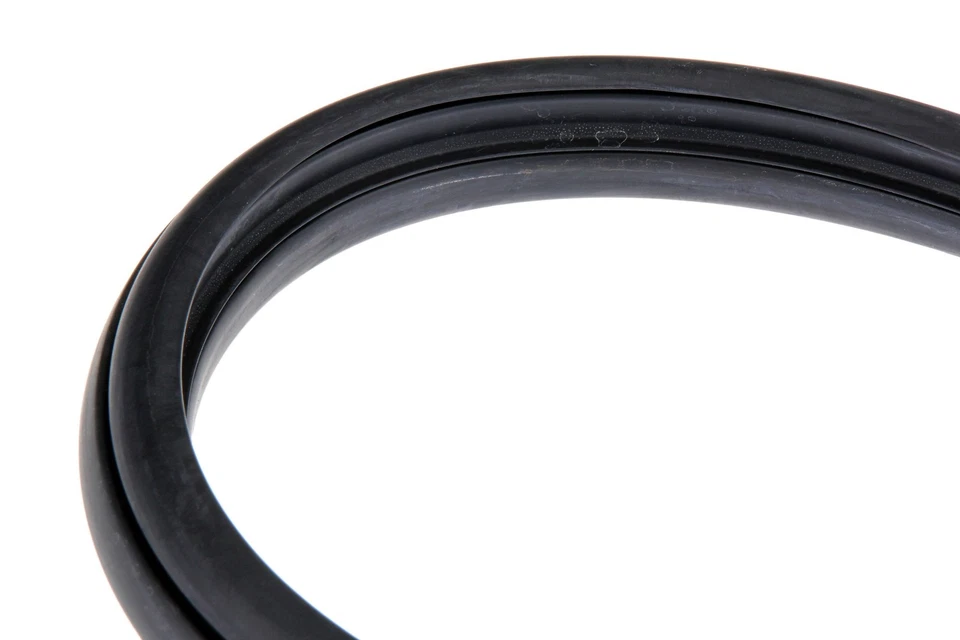 URO Parts 51317440154 Sello Ventana Trasera Para 67-76 BMW 1600 1602 2002 2002tii Foto 2 de 4