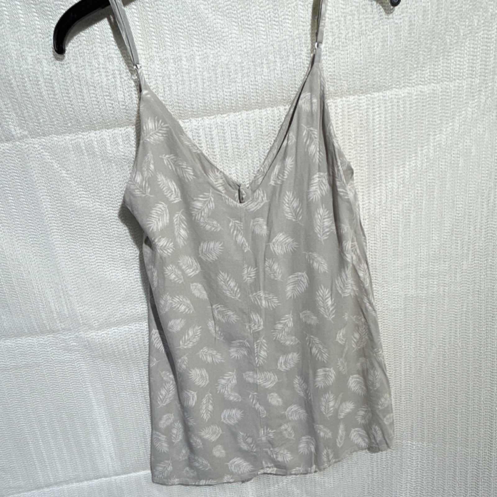 Style Rack Small Beige Leaf Print Button Front Ca… - image 5