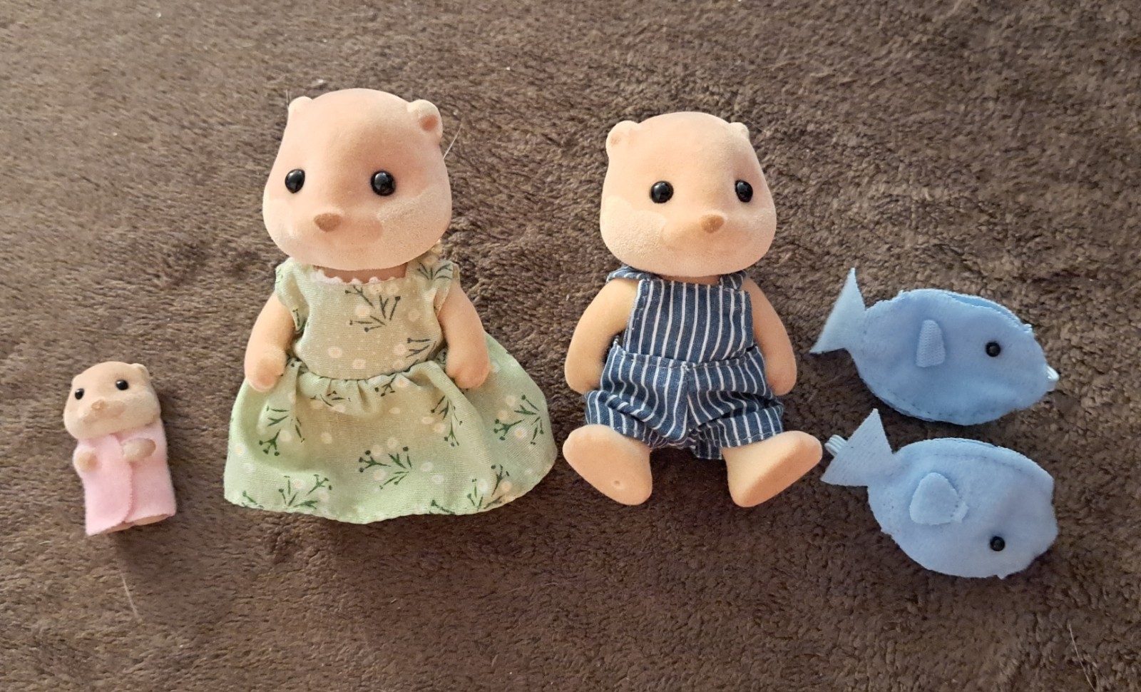 Sylvanian Families Otter Splashy Calico Critters