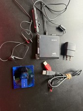 Sony Professional Portable Hi-MD MiniDisc Recorder MZ-M200 