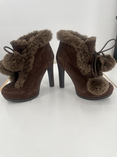 Nine West Brown Suede Faux Fur Boots Women’s Size 7.5 Short High Heels Pom Pom - Picture 3 of 12