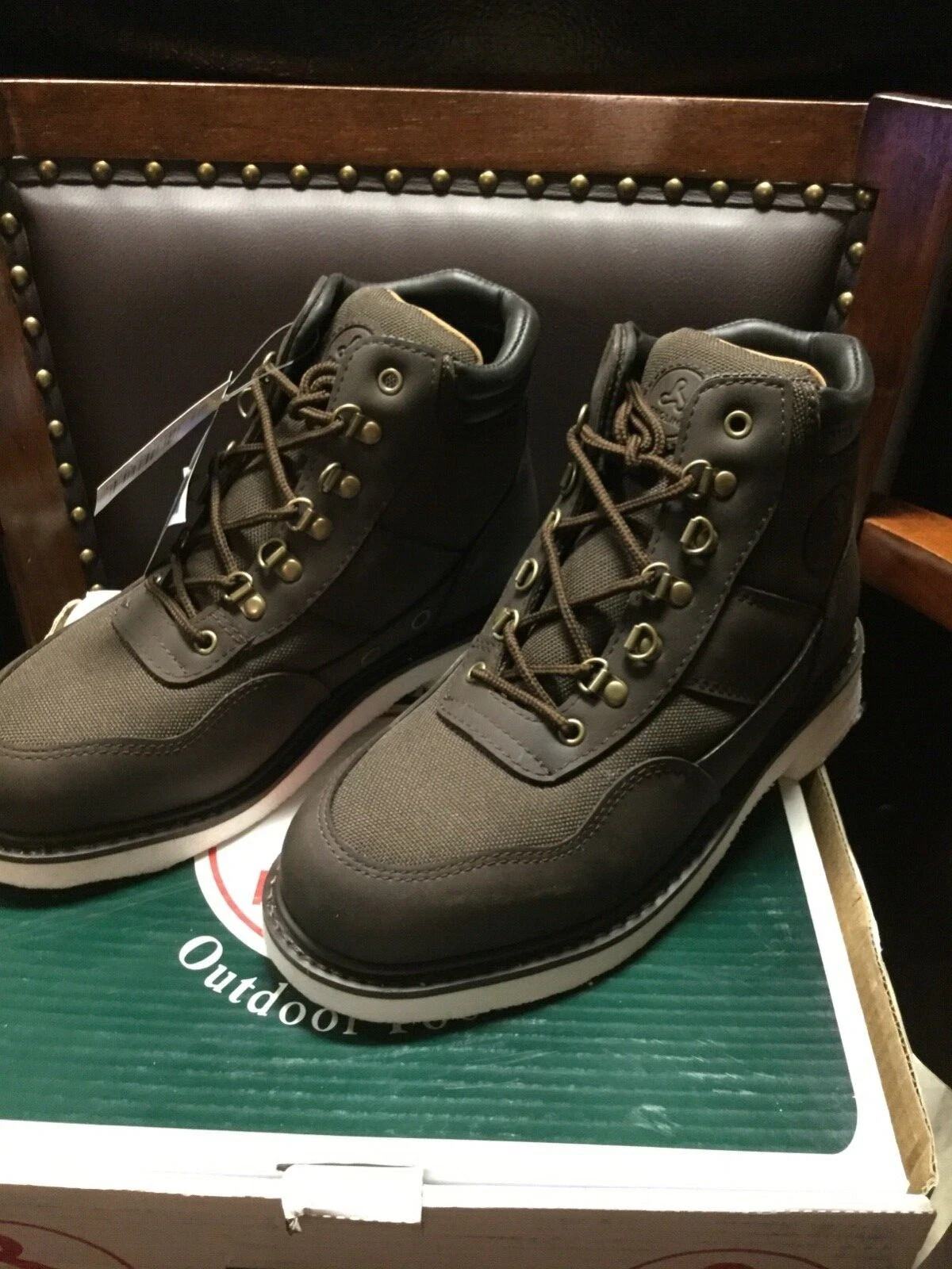 New NIB Mens Pro Line YUKON Fishing and Hunting Felt Bottom Wading Boots Size 8D