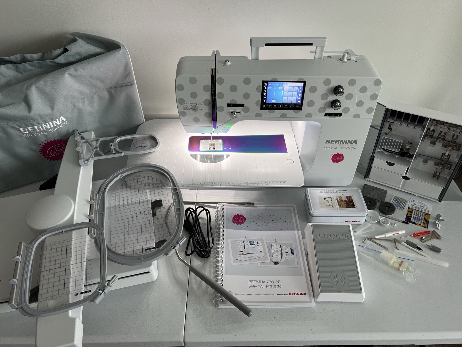Bernina 770QE Plus Tula Pink SE Sewing, Quilting, and Embroidery Machine eBay