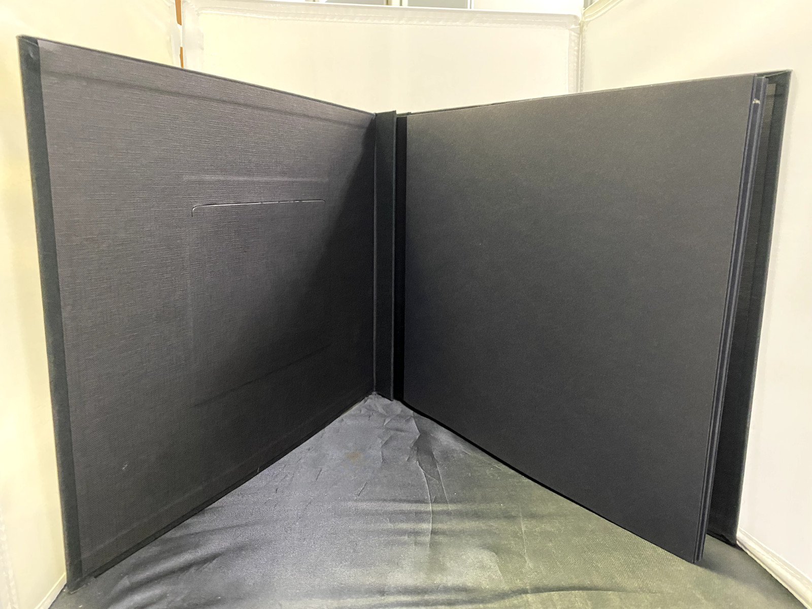 Kolo Photo Album Scrapbook 11" by 14" with 10 pages, 5 Color Options. Brand New.