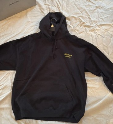 vetements Click Here Hoodie