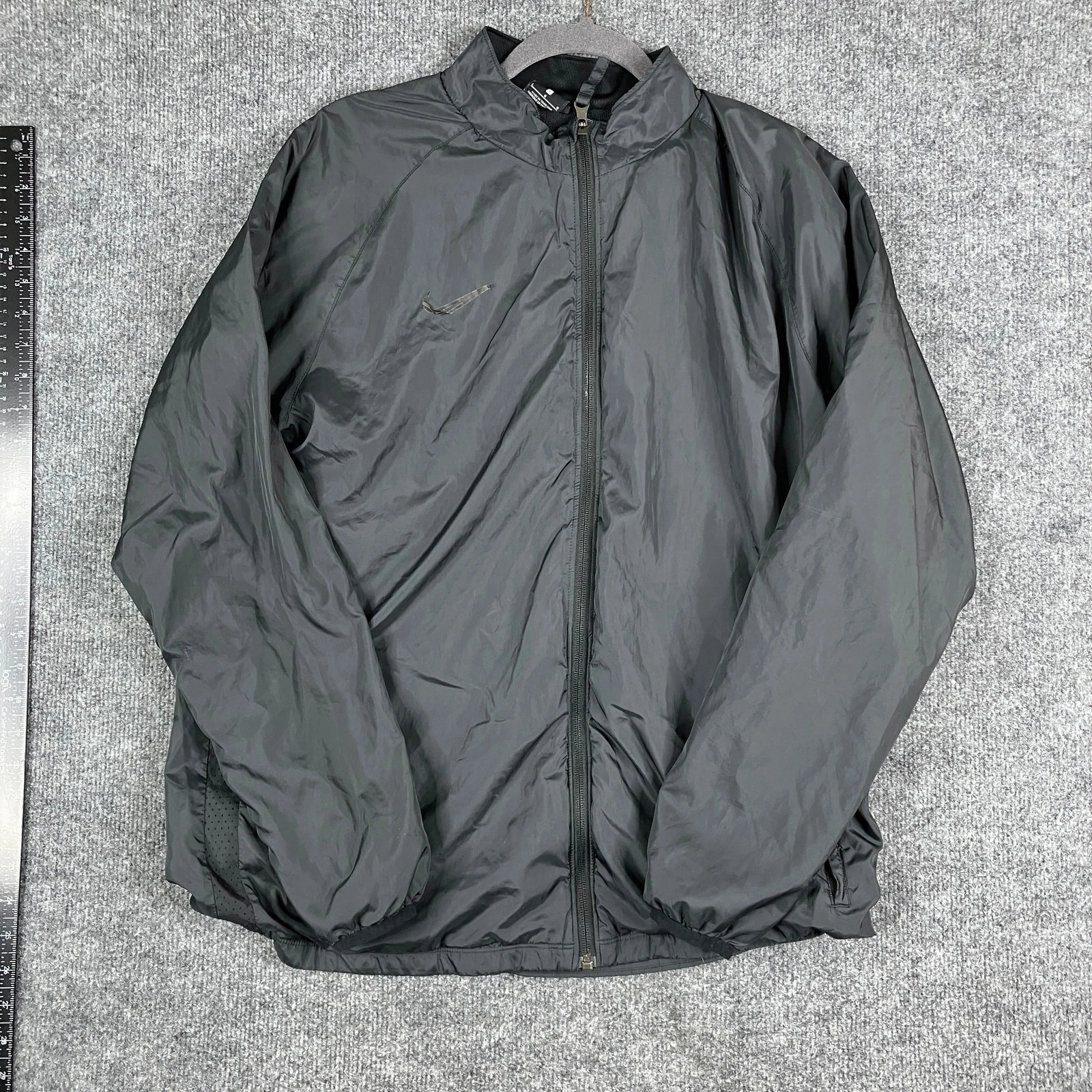 Nike Jacket Mens Size L Black Full Zip Lightweight Windbreaker Running Track