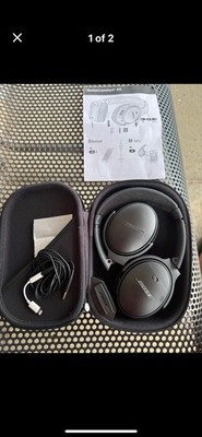 Bose Quiet Comfort 35 Black Noise Cancelling Bluetooth Headphones w/ Case