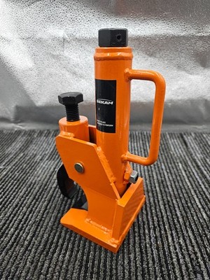 Sekam Hydraulic Jack Orange, Black Toe Jack For Lifting Heavy Equipment Machine