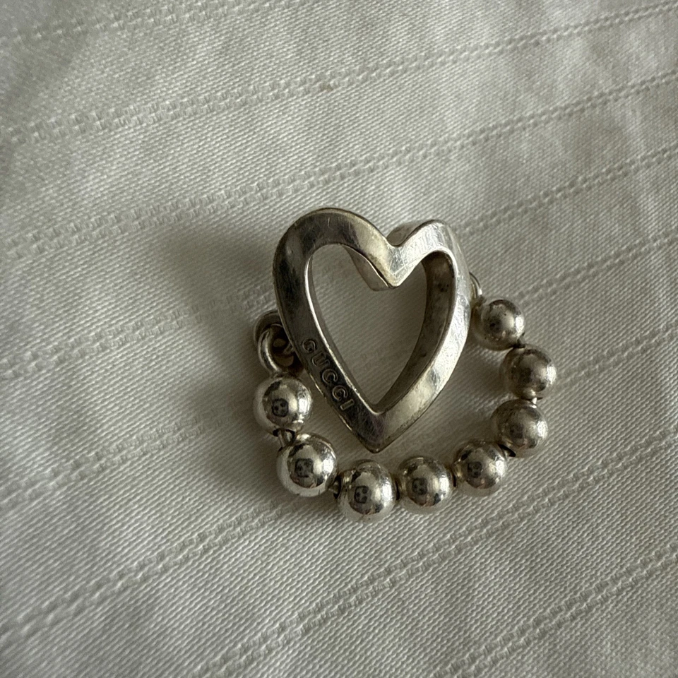 Acessório feminino GUCCI anel coração bola corrente prata 925 EUA 6 (tamanho EUA) - Imagem 2 de 4
