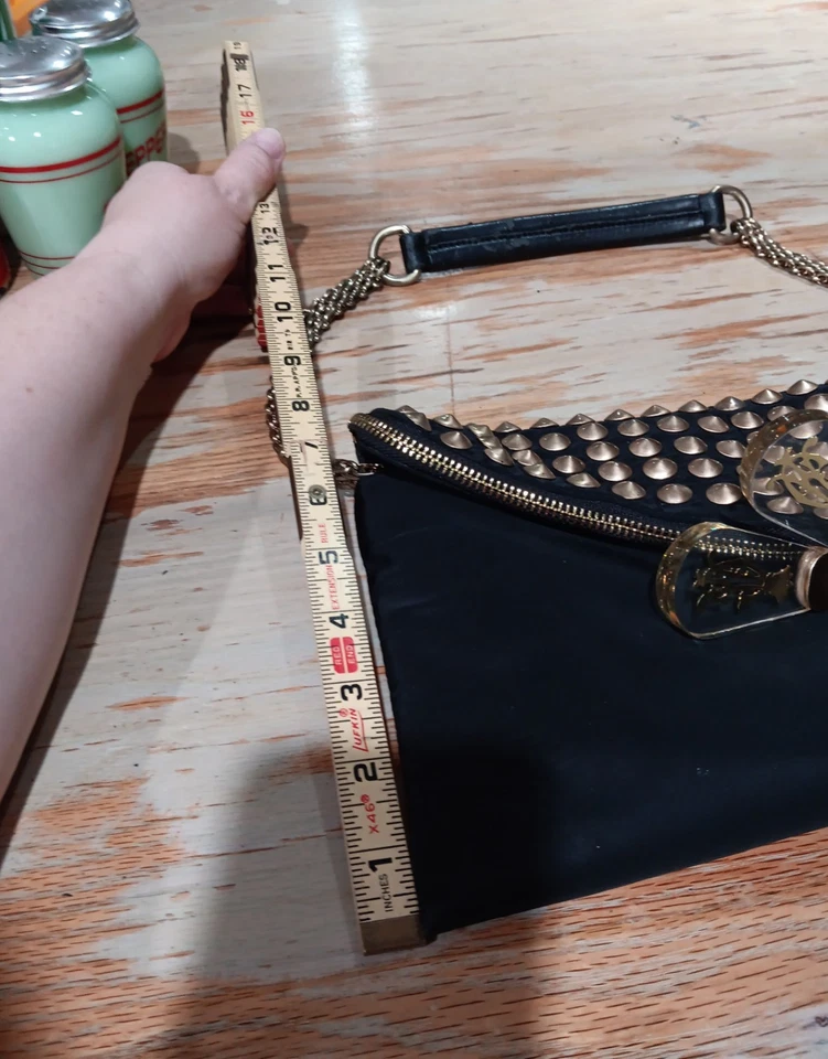 Christian Audigier Bitsey Sobre Bolso sin asas Negro Dorado Tachonado Cubierta antipolvo Foto 3 de 4