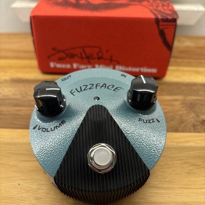 Dunlop FFM3 Jimi Hendrix Mini Fuzz Face with Riser Bottom Plate & Metal Button