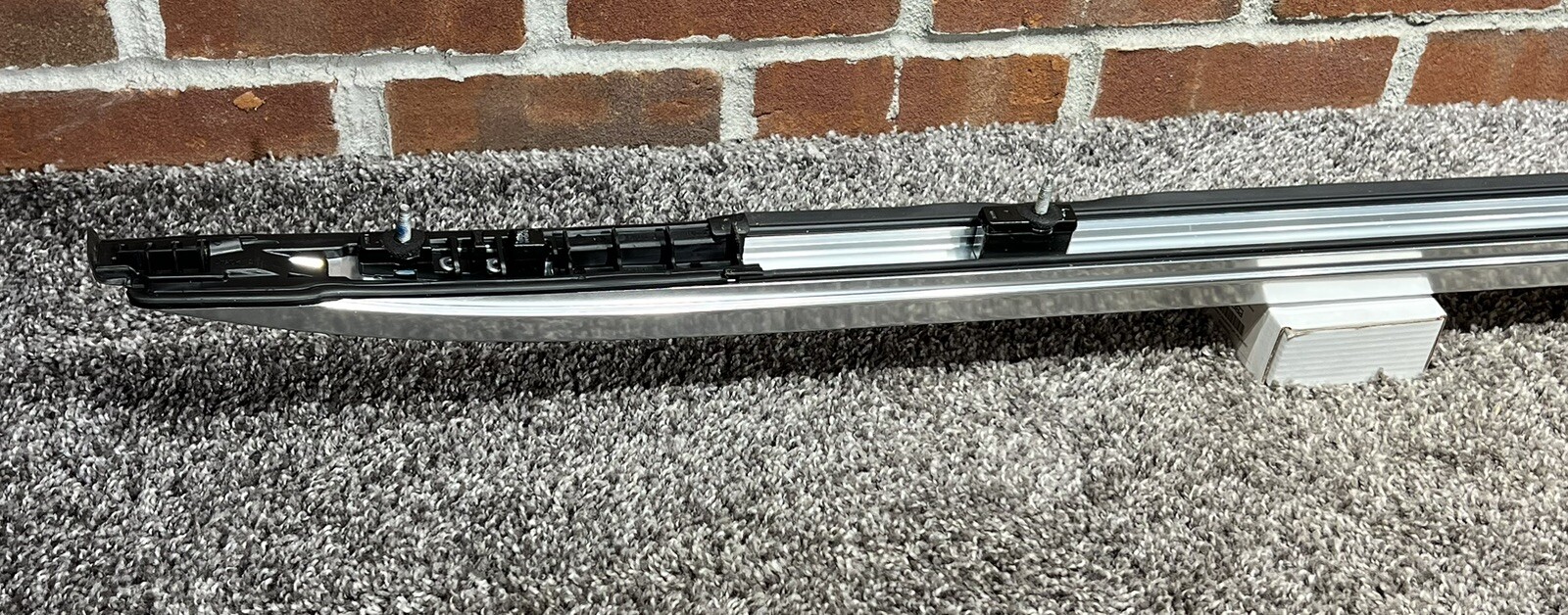 2021+ GMC Yukon Denali XL Passenger Side OEM Roof Luggage Rack Rail