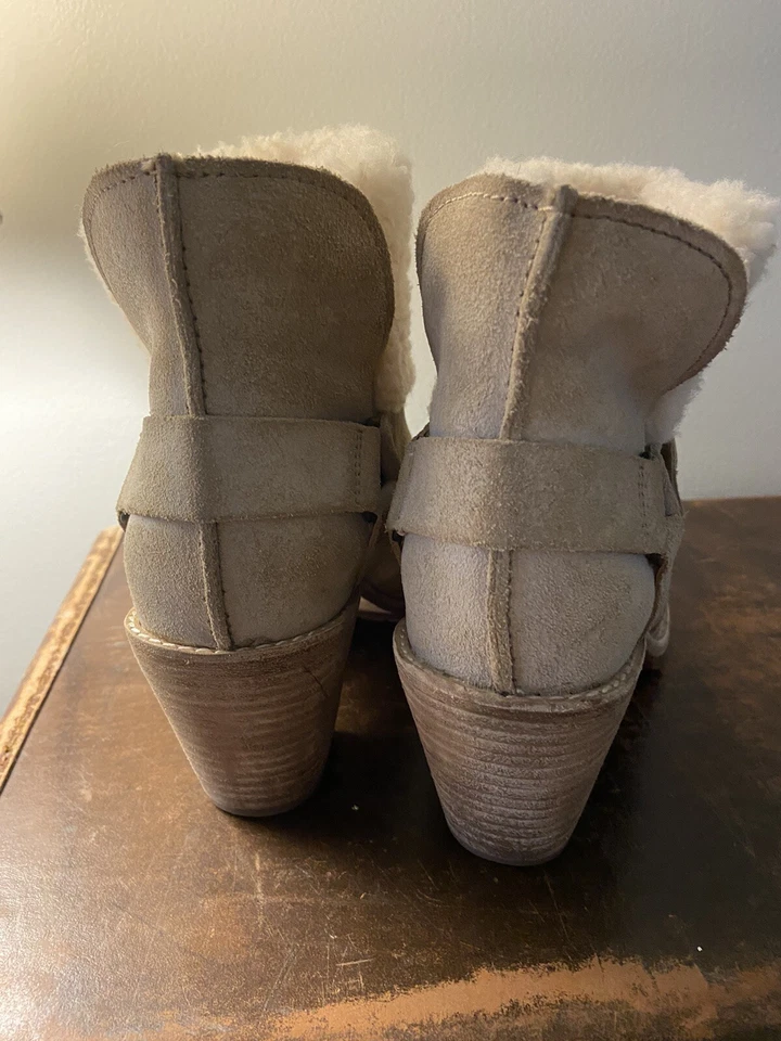 Woolrich Miss Alice Tan Wool Shearling Ankle Boots SZ 8 Snow Rubber Tread - Image 3 of 4