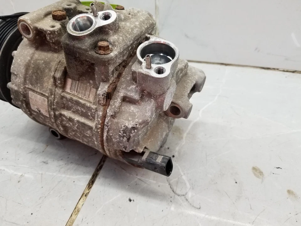 2010 VOLKSWAGEN GOLF GTI 2.0L A/C AIR CONDITIONING COMPRESSOR #006700 - Image 2 of 4