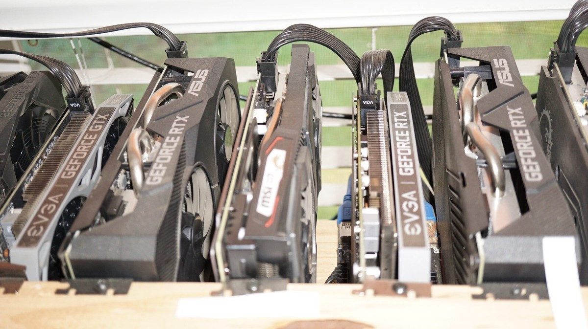 Mining Rig Mining With 2060 Super 2070 Super Mining Rig Crypto