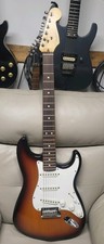 Fender USA Stratocaster Standard 1997 - Sunburst con custodia rigida