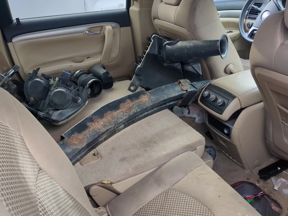 Asiento trasero Saturn Outlook 2007 fabricante original TDUWX Foto 3 de 3