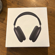 Apple AirPods Max with Smart Case Over-Ear Headphones, USB-C, Black