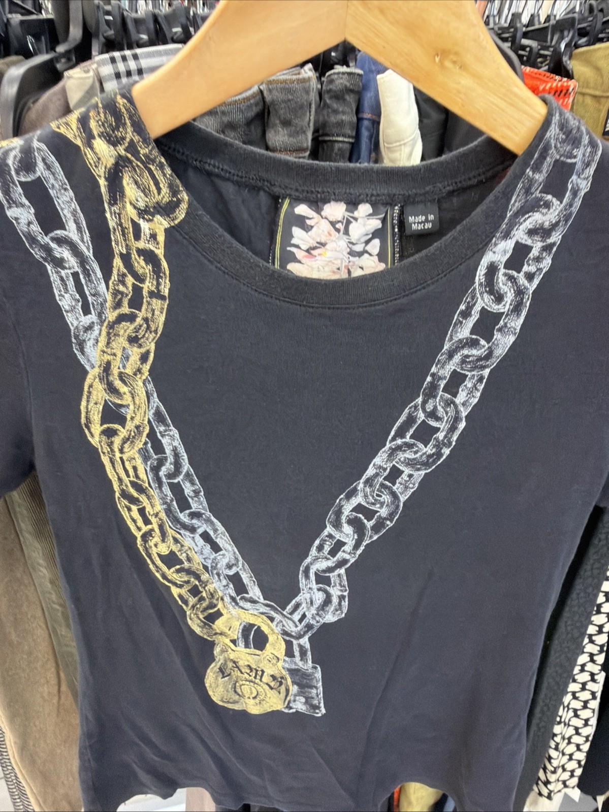 L.A.M.B. T-Shirt S Lamb Around Metallic Multicolor Chains Where Did My Lamb Go? image 4