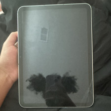 Apple iPad 11 in 128GB Silver Tablet iPadOS Wi Fi / Wi Fi 5G