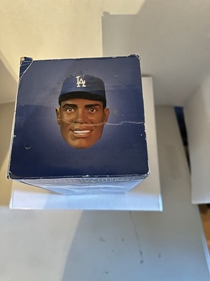 Los Angeles  Dodgers Cesar Izturis Bobblehead SGA New In Box