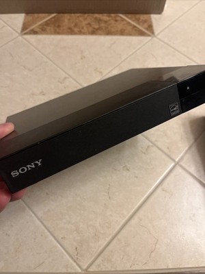 Sony BDP-S1700U Blu-ray DVD Player Dolby TrueHD. No Remote, No Wires
