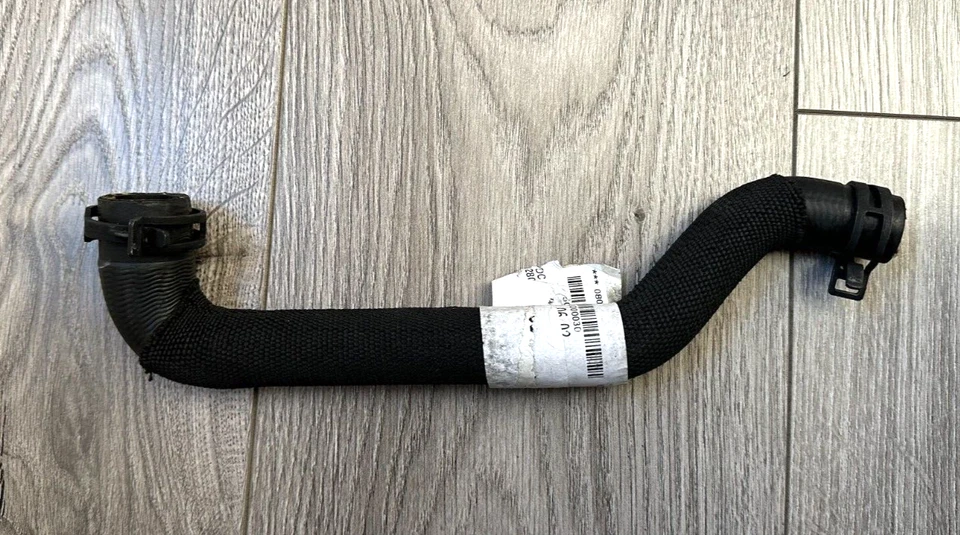 NUEVO 2019 2020 2021 MERCEDES G550 MANGUERA REFRIGERANTE IZQUIERDA 4635000602, ORIGINAL OEM Foto 2 de 4