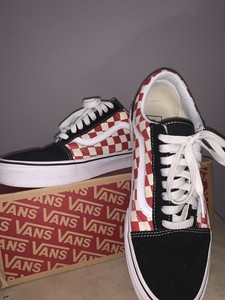 mens red and white checkered vans