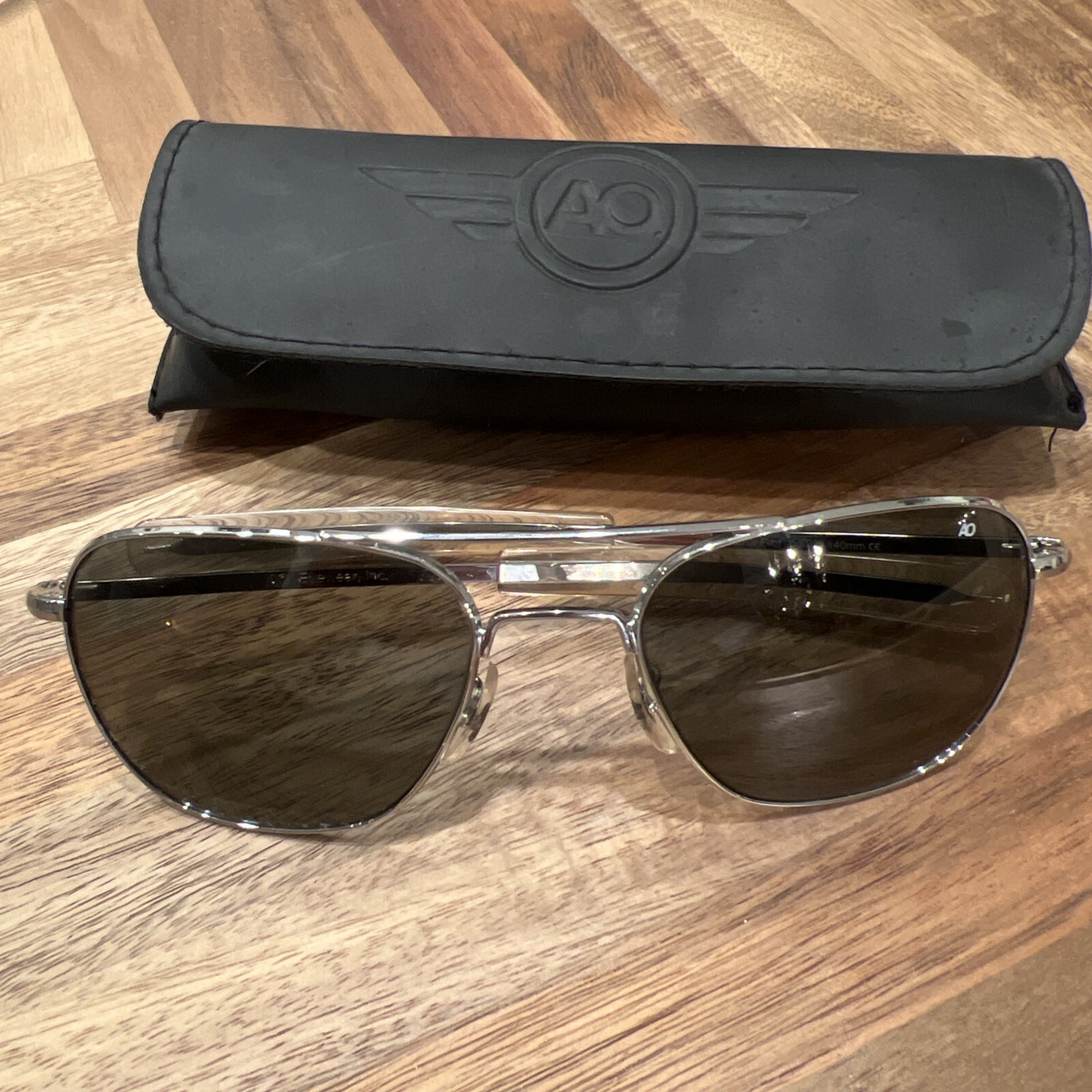 American Optical Original Pilot Sunglasses Silver 55-20-140mm with Case