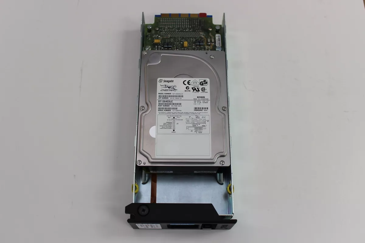 EMC 100-845-168 ULTRA HARD DRIVE WITH TRAY SEAGATE ST136403LC |