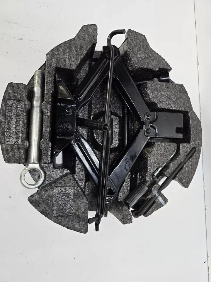 スバル　SUBARU クッション　made in Jamaica s-l1200.jpg